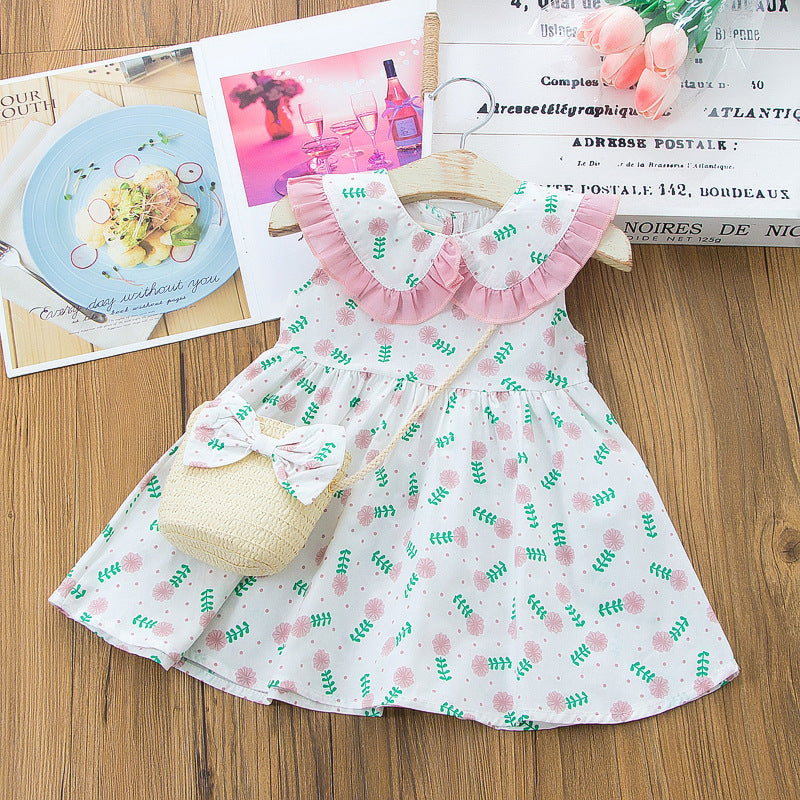 Robe fleurie en coton + Petit sac en osier
