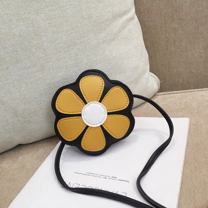 Small fancy bag for girls – “Six petals” flower pattern
