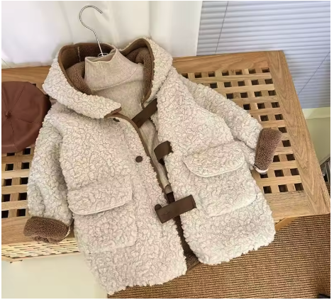 manteau-fille-hiver-cuir-agneau-mi-long