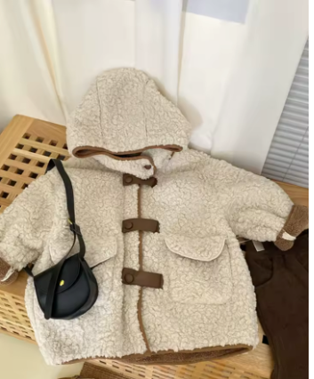 manteau-fille-hiver-cuir-agneau-mi-long